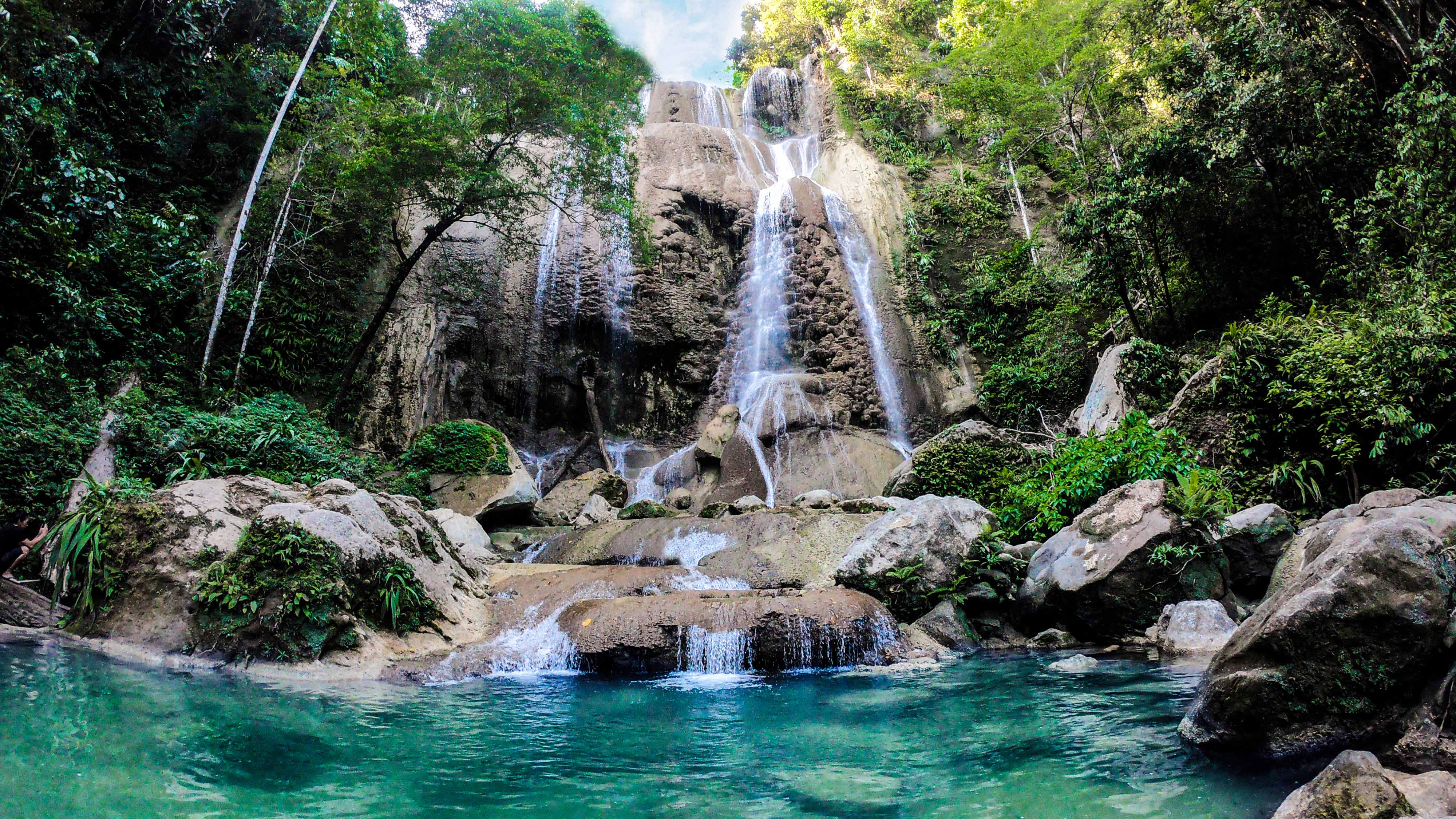 Lima Wisata Air Terjun Terbaik di Sumatera Utara 